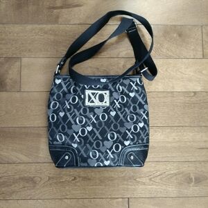 Free Xoxo purse crossbody black  and white